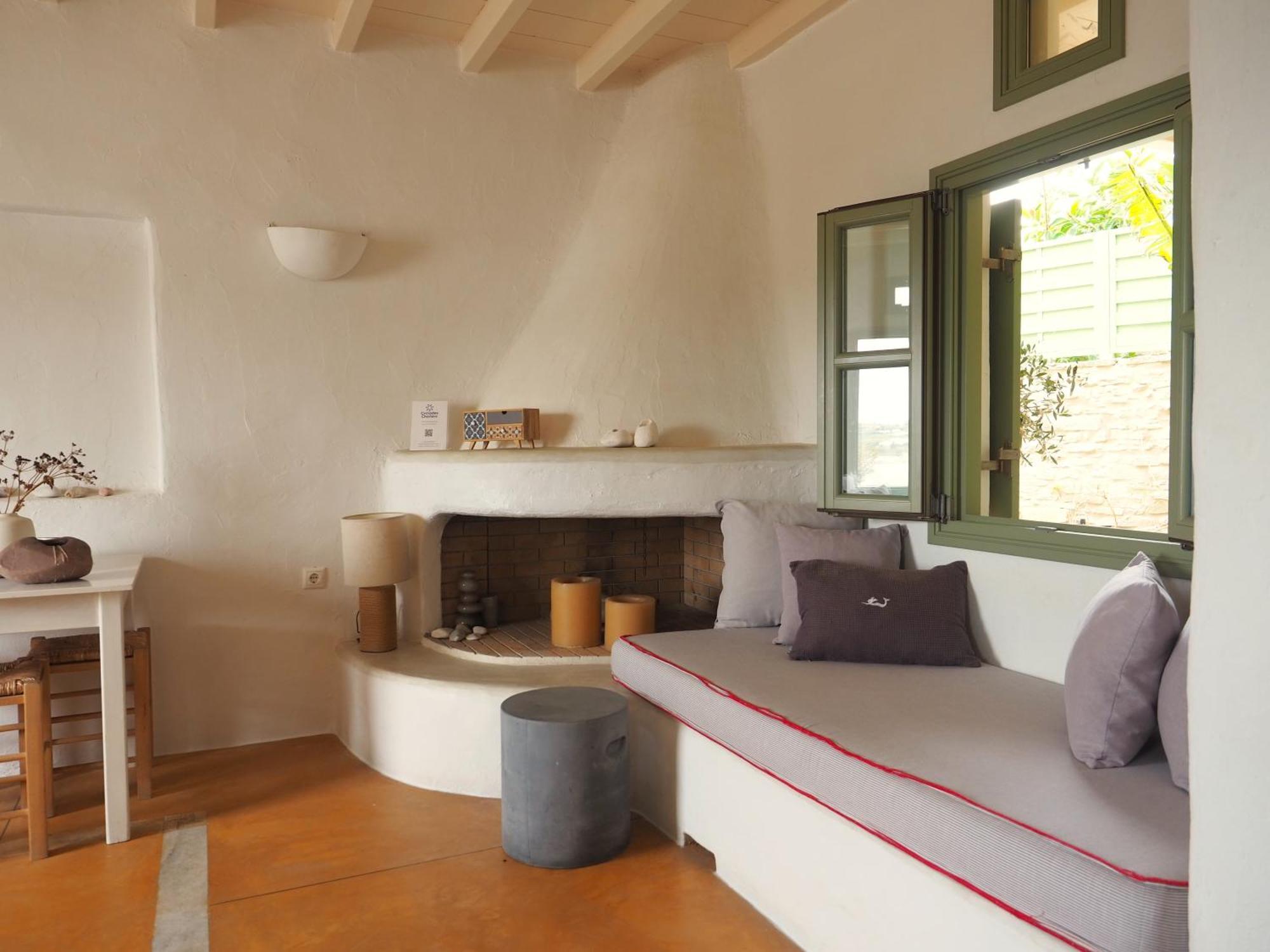 Ochre Dream, Beach Front & Sunset Villa Naousa Oda fotoğraf
